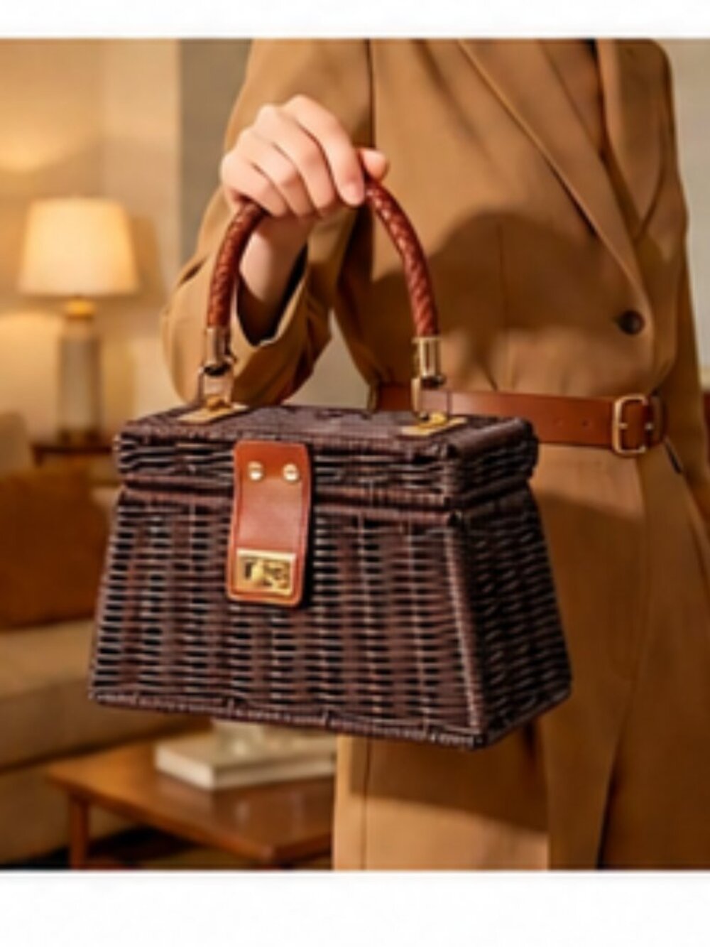 Versatile Handwoven Handbag Women's Vacation Beach Bag Outdoor Rattan Weave Bag